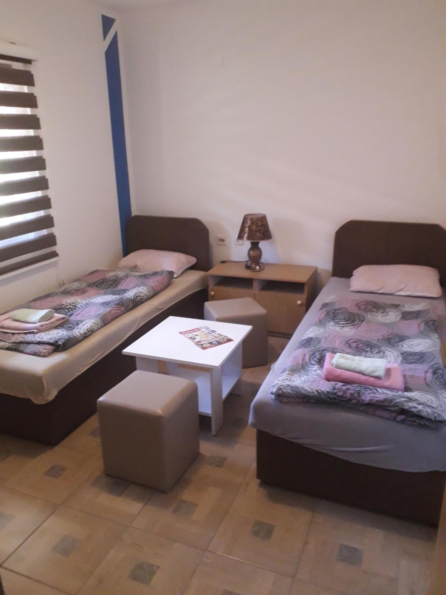 Hostel Topic Banja Luka Habitación foto