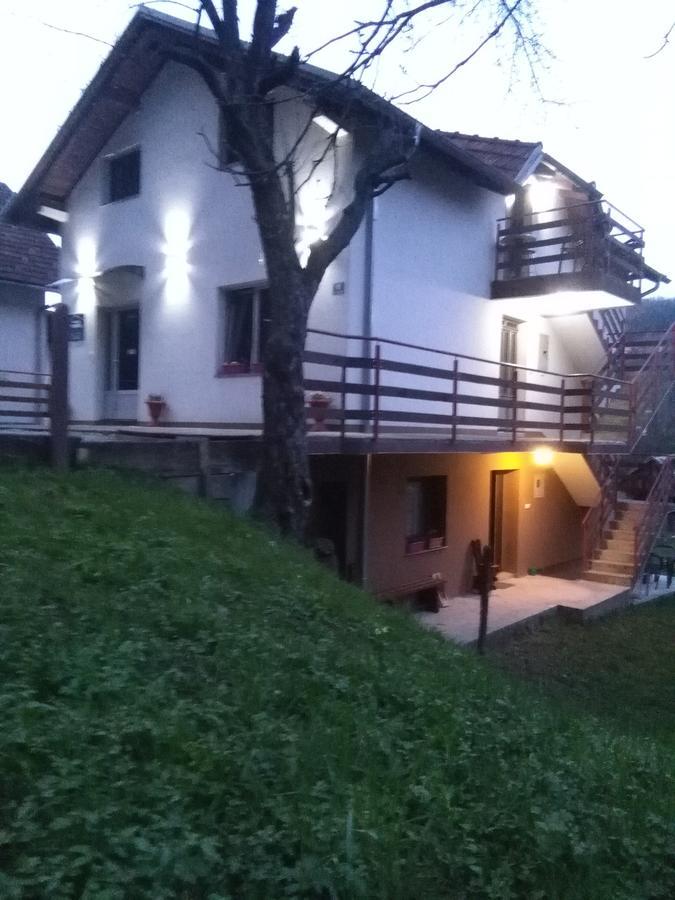 Hostel Topic Banja Luka Exterior foto